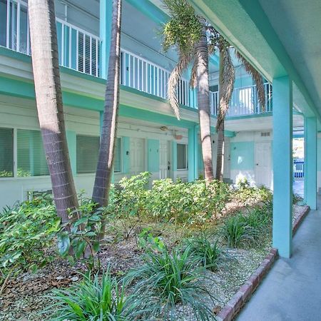 Tropical Pass-A-Grille Gem With Direct Beach Access! St. Pete Beach Eksteriør bilde