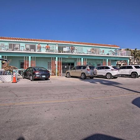 Tropical Pass-A-Grille Gem With Direct Beach Access! St. Pete Beach Eksteriør bilde
